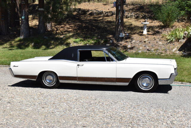 1967 LINCOLN CONTINENTAL 2 DR. CORONATION COUPE Only 52,841 Actual Miles! RARE! 1967 Lincoln Continental