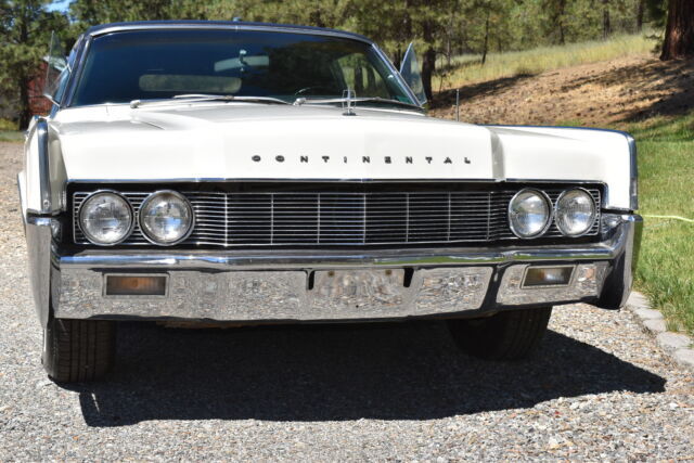 1967 Lincoln Continental - photo 3