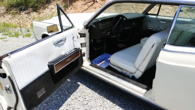 1967 Lincoln Continental - photo 11