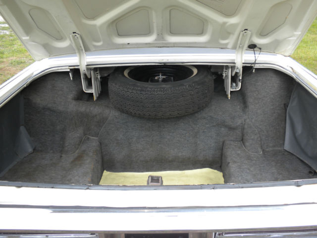 1967 Lincoln Continental Sedan - photo 4