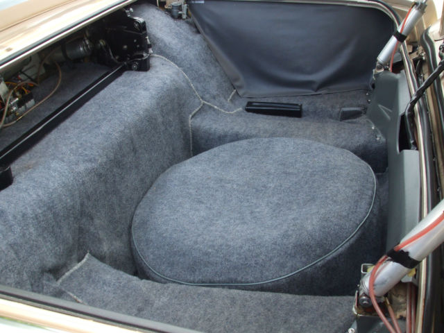 1967 Lincoln Continental - photo 12