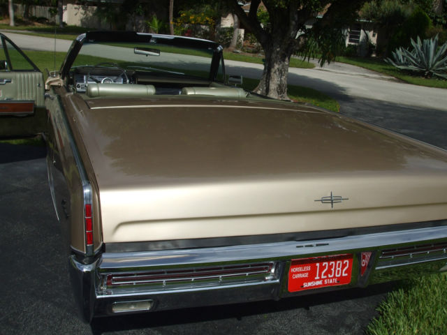 1967 Lincoln Continental - photo 3