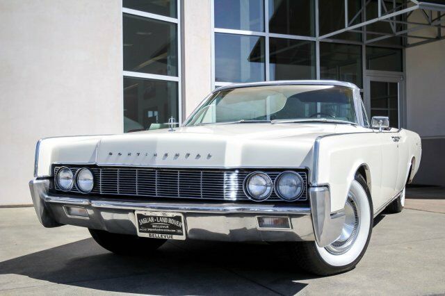 1967 Lincoln Continental CONVERTIBLE - photo 11