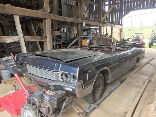 1967 Lincoln Continental - photo 11