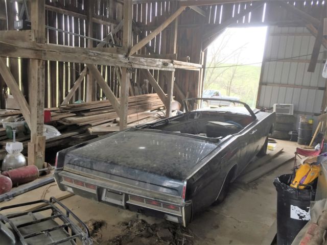 1967 Lincoln Continental - photo 12