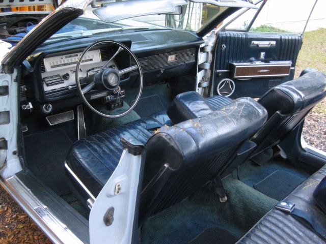 1967 Lincoln Continental - photo 11