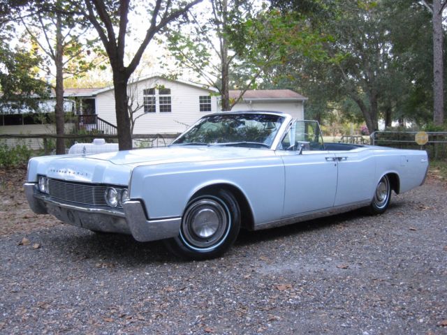 1967 Lincoln Continental - photo 2