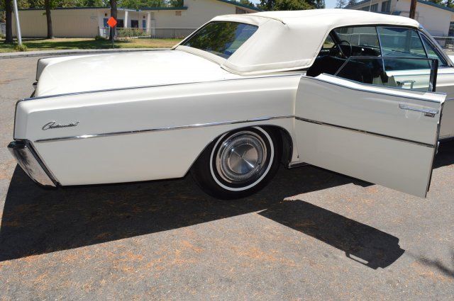 1967 Lincoln Continental Convertible Gorgeous Condition Runs Great - photo 12