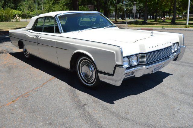 1967 Lincoln Continental Convertible Gorgeous Condition Runs Great - photo 13