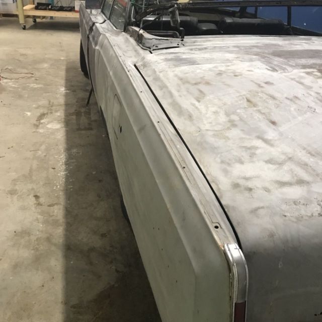 1967 Lincoln Continental Convertible - photo 9