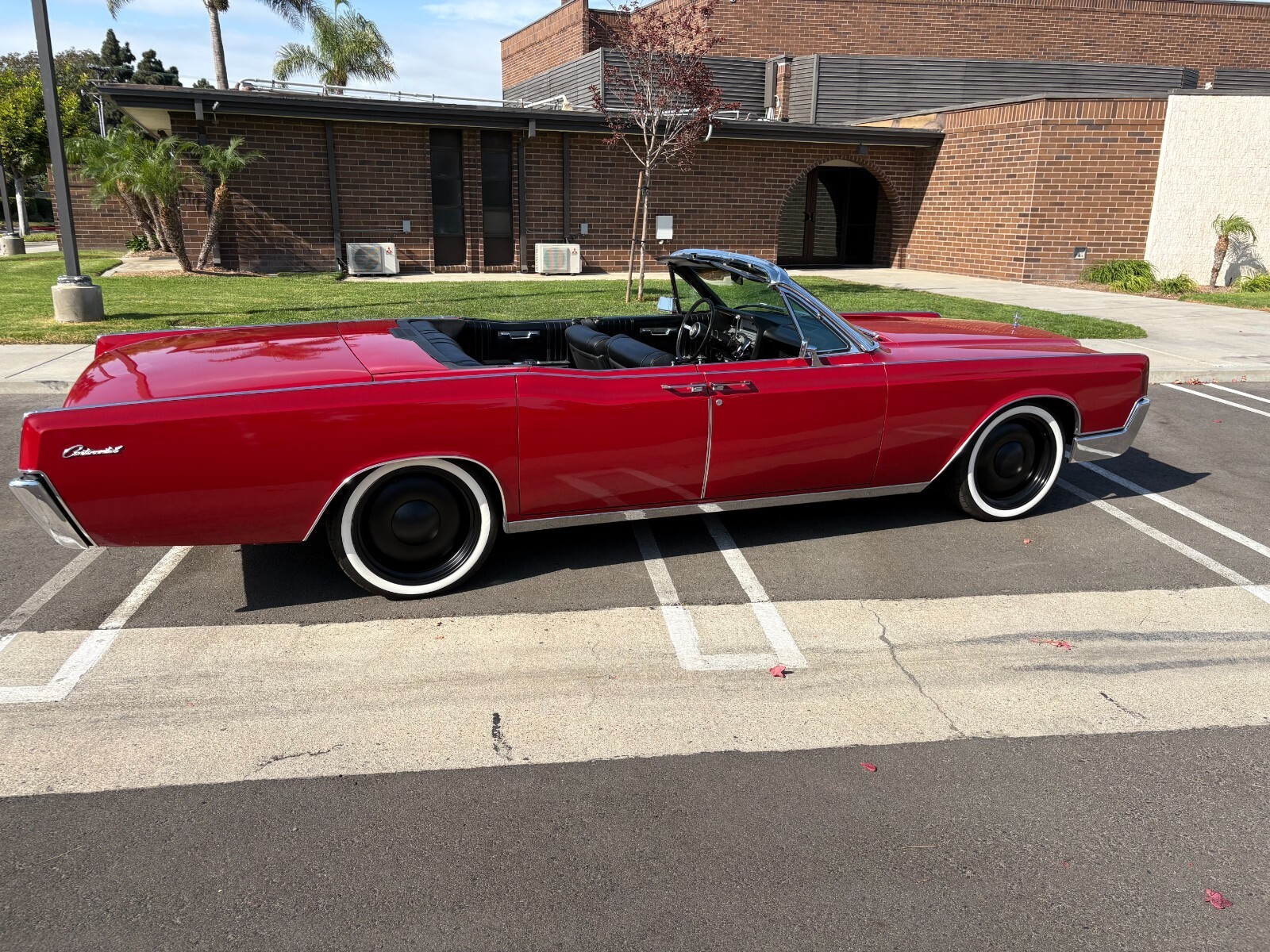 1967 Lincoln Continental - photo 10