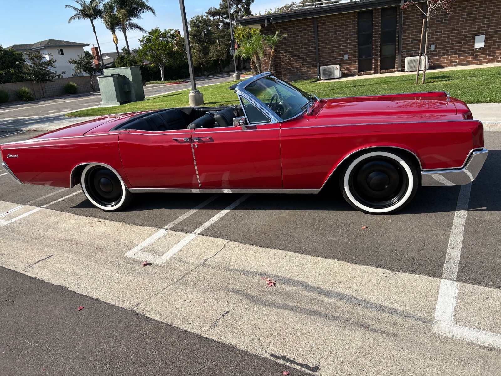 1967 Lincoln Continental - photo 11