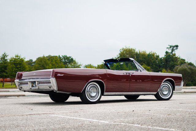 1967 Lincoln Continental Convertible Restored - photo 3