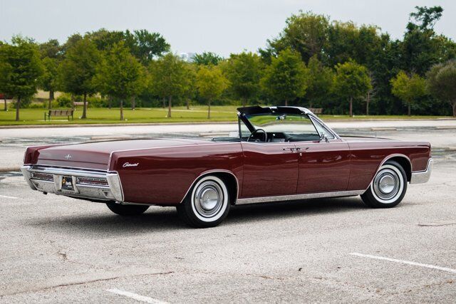 1967 Lincoln Continental Convertible Restored - photo 4