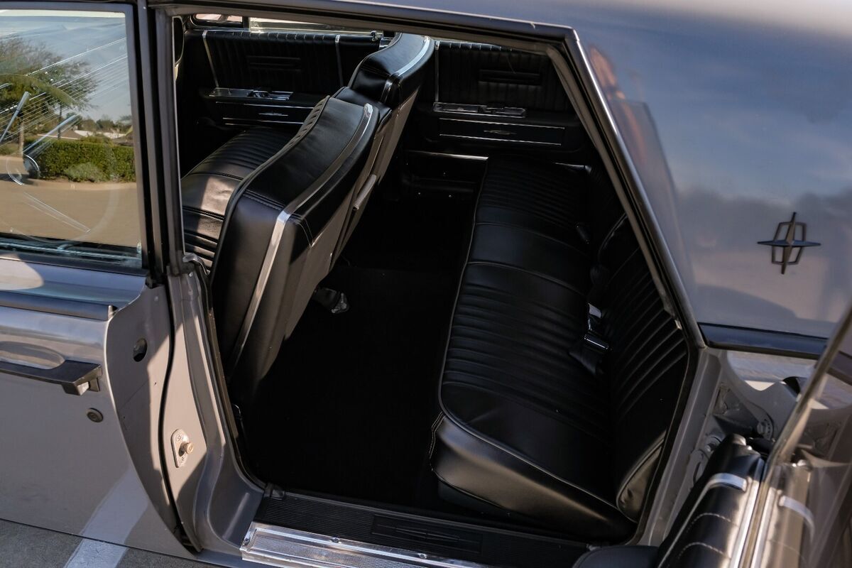 1964 Lincoln Continental - photo 10