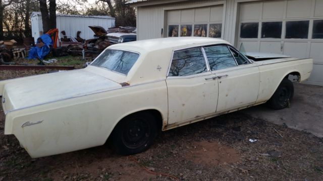 1967 Lincoln continental sedan 1967 Lincoln Continental