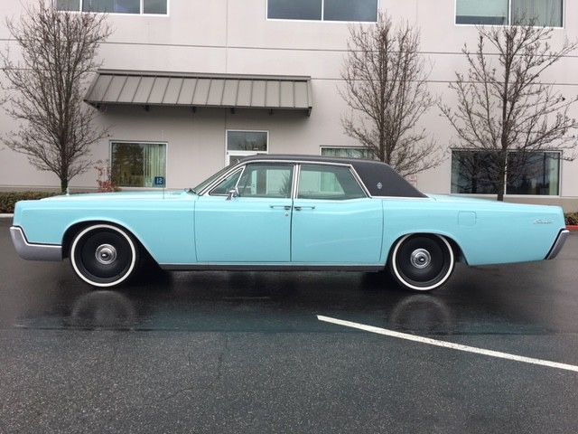 1967 Lincoln Continental, Suicide doors 1967 Lincoln Continental