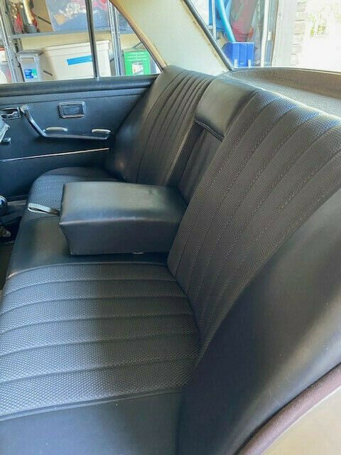 1967 Mercedes-Benz 200-Series - photo 11