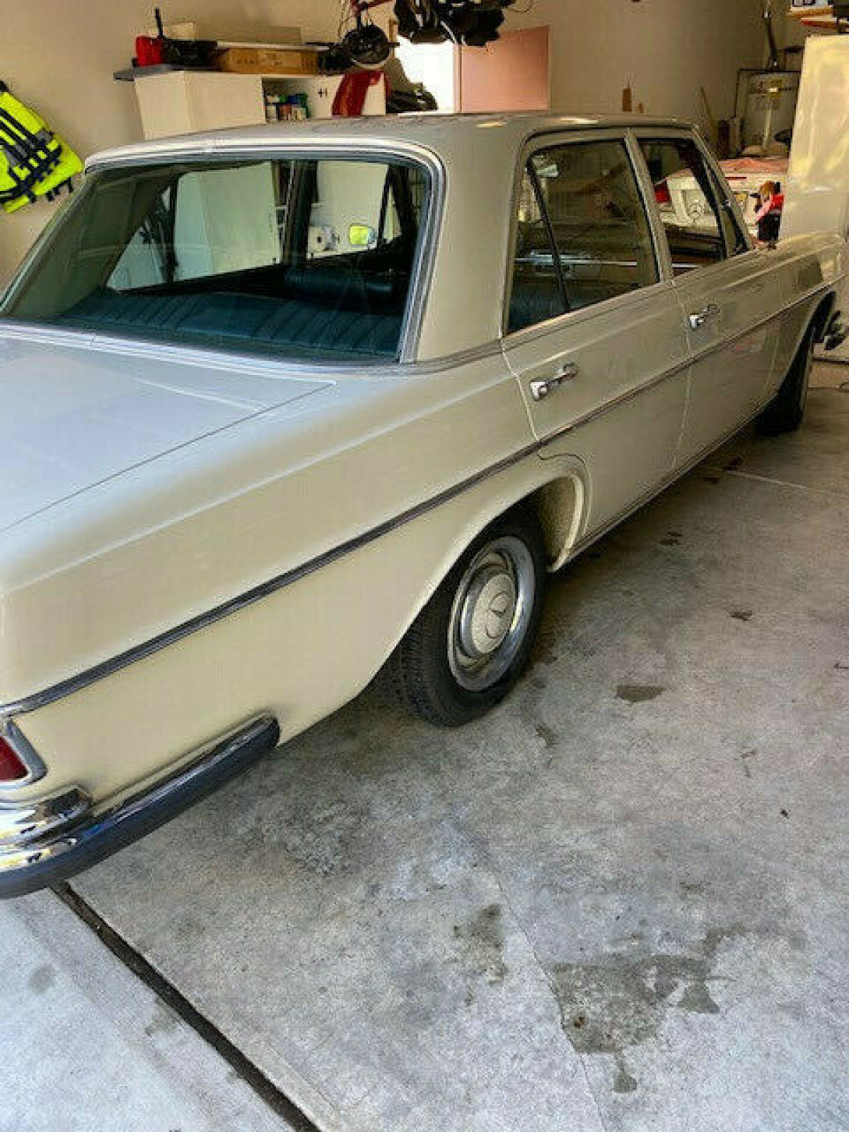 1967 Mercedes-Benz 200-Series - photo 7