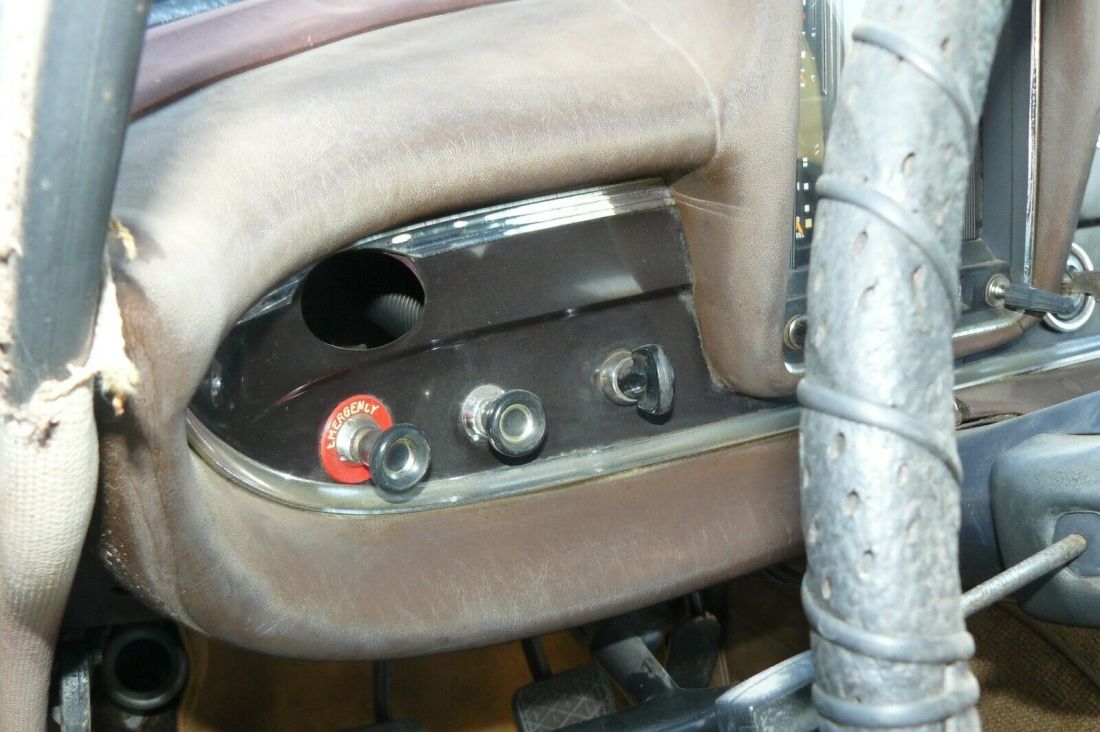 1967 Mercedes-Benz 200-Series - photo 10