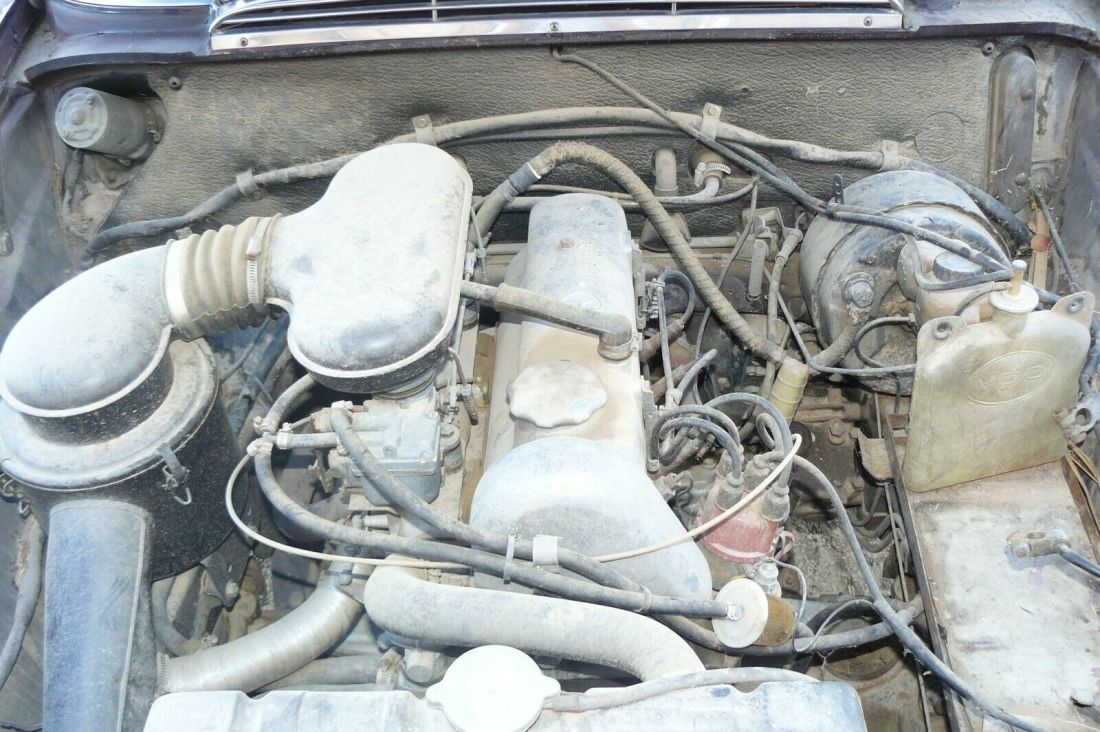 1967 Mercedes-Benz 200-Series - photo 3