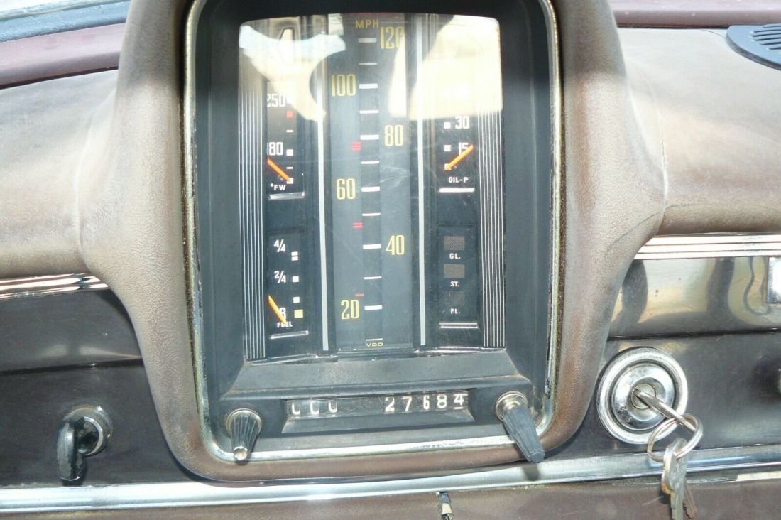 1967 Mercedes-Benz 200-Series - photo 5