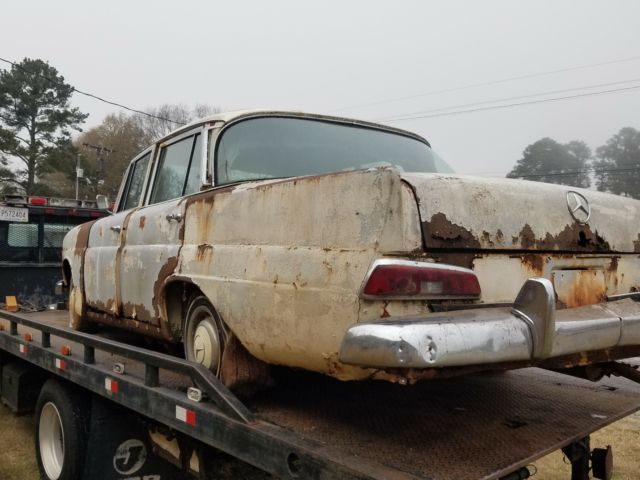 1967 Mercedes-Benz 200d - photo 5