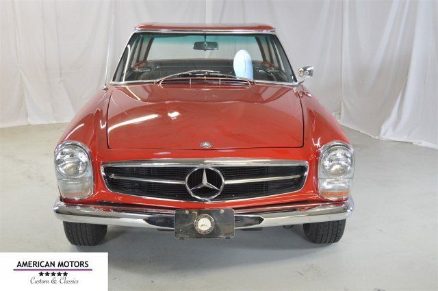 1967 Mercedes-Benz 200-Series -- - photo 8