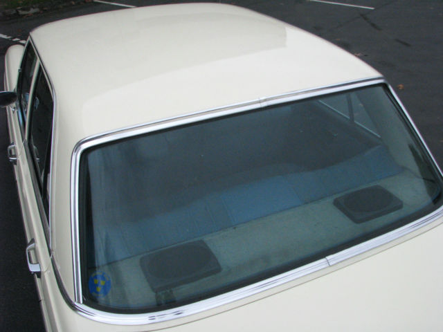 1967 Mercedes-Benz 200-Series 250S - photo 12