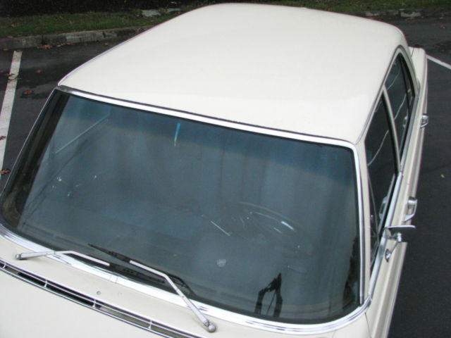 1967 Mercedes-Benz 200-Series 250S - photo 9