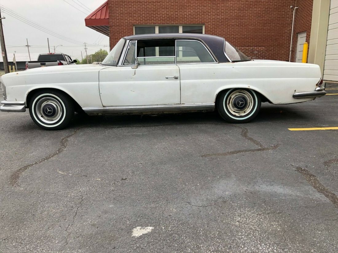 1967 Mercedes-Benz 200-Series 2 door - photo 2