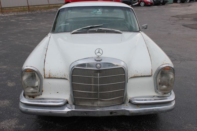 1967 Mercedes-Benz 200-Series 250SE Coupe - photo 4
