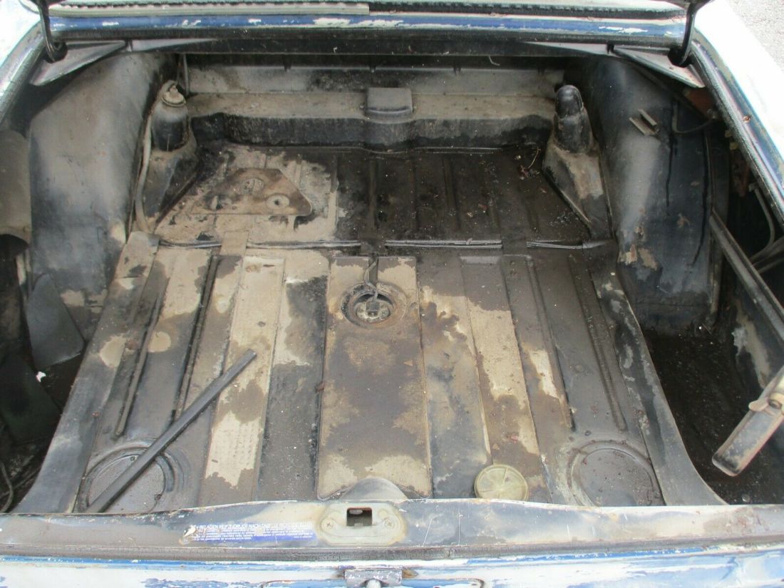 1967 Mercedes-Benz 200-Series No Reserve Sold on CA Title Ready for Export - photo 9