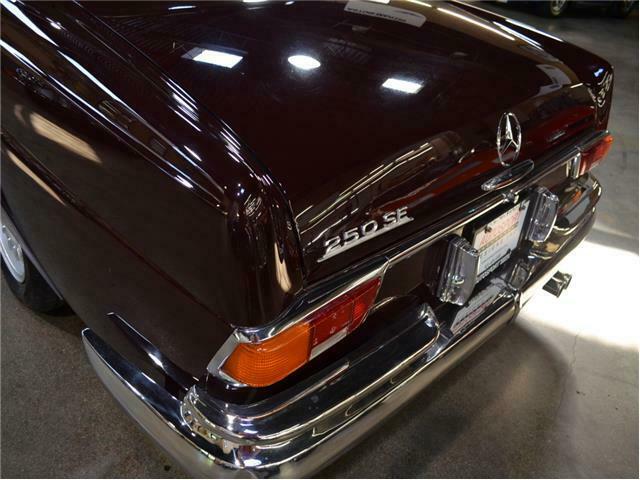 1967 Mercedes-Benz 250 SE Coupe -- - photo 11