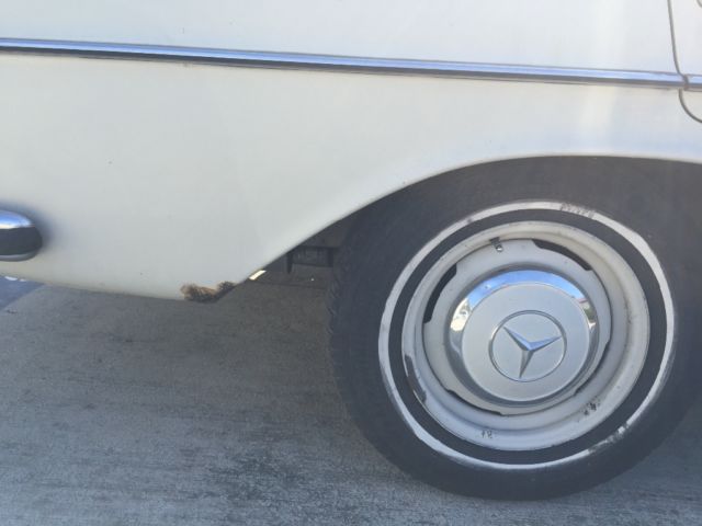 1967 Mercedes-Benz 200-Series 250SE - photo 9