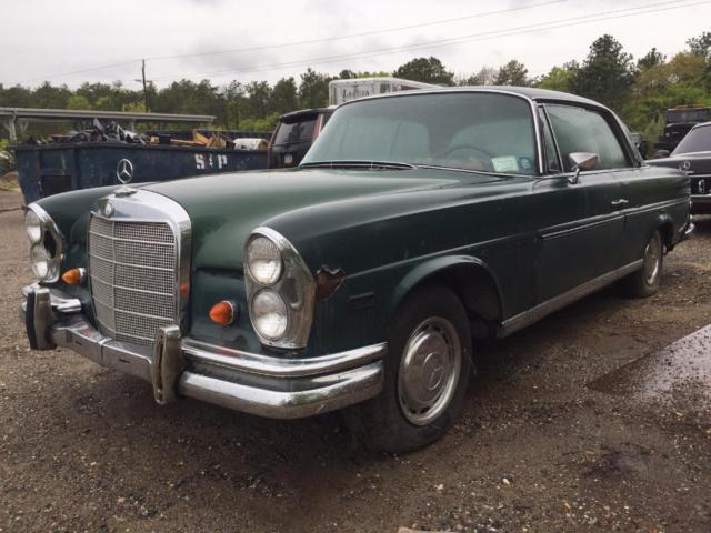 1967 Mercedes-Benz 200-Series - photo 13