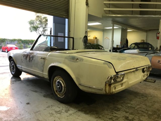 1967 Mercedes-Benz SL-Class 2 door - photo 6