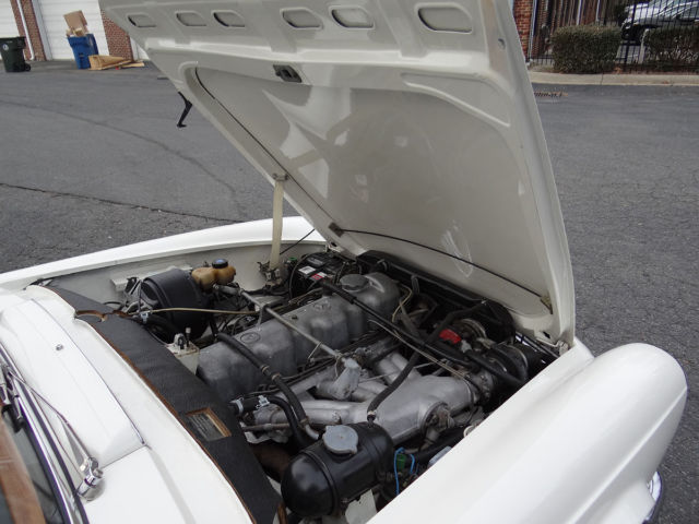 1967 Mercedes-Benz SL-Class 250SL Convertible Pagoda - photo 13