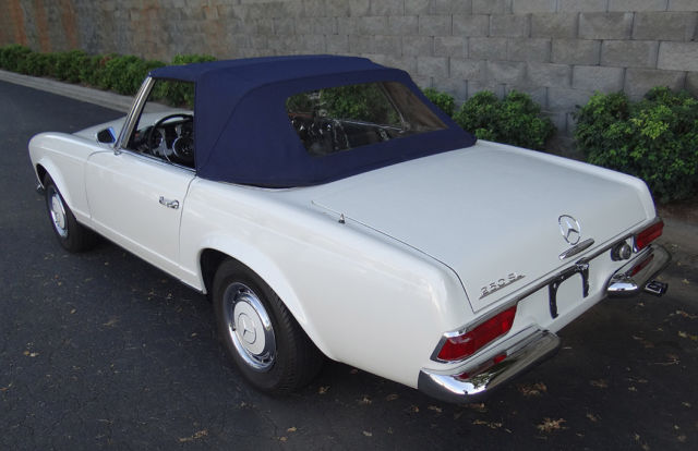 1967 Mercedes-Benz SL-Class 250SL Convertible Pagoda - photo 4