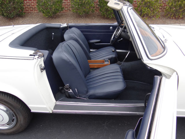 1967 Mercedes-Benz SL-Class 250SL Convertible Pagoda - photo 9