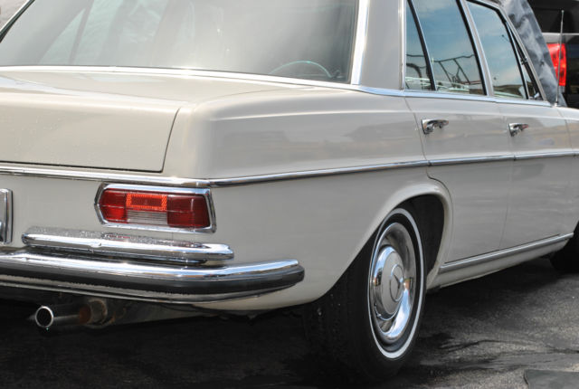 1967 Mercedes-Benz S-Class 200- Series - photo 2