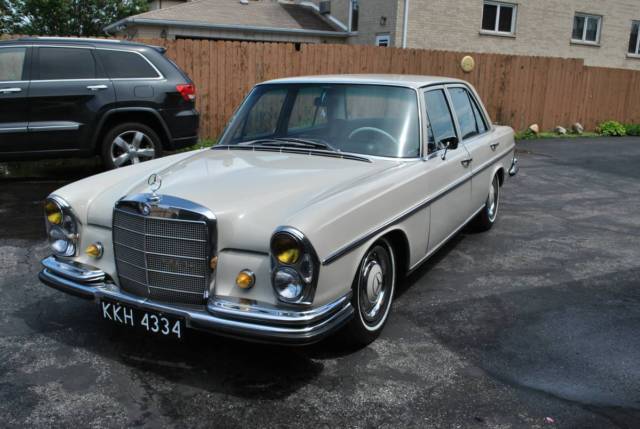 1967 Mercedes-Benz S-Class 200- Series - photo 9