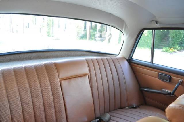 1967 Mercedes-Benz 200-Series 230 - photo 10