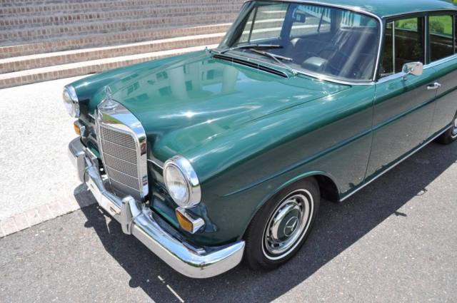 1967 Mercedes-Benz 200-Series 230 - photo 7