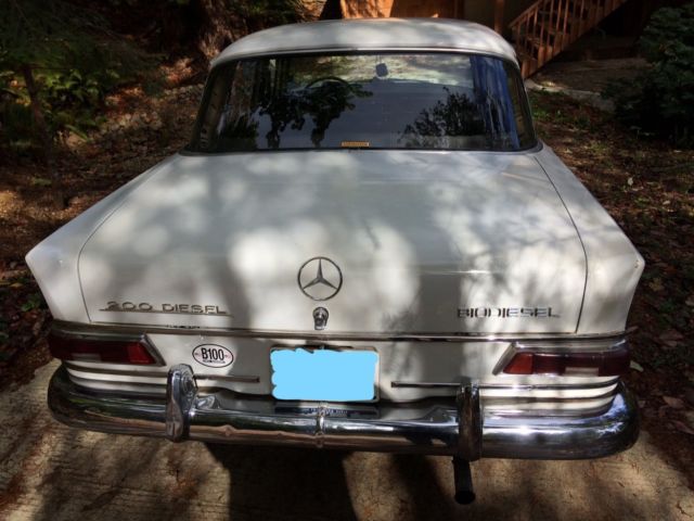 1967 Mercedes-Benz 200-Series - photo 7