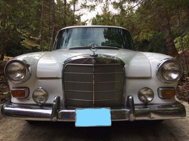 1967 Mercedes-Benz 200-Series - photo 8