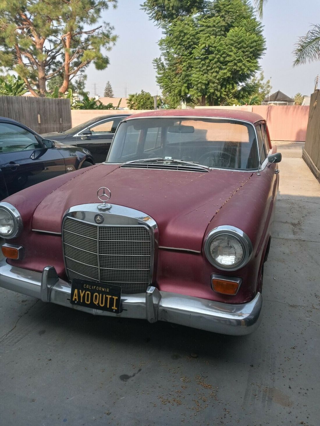 1967 Mercedes-Benz 200D FINTAIL 4-SPEED MANUAL NO DENTS NO LEAKS RUNS STRONG 1967 Mercedes-Benz 200-Series CLEAN TITLE/ ALL ORIGINAL