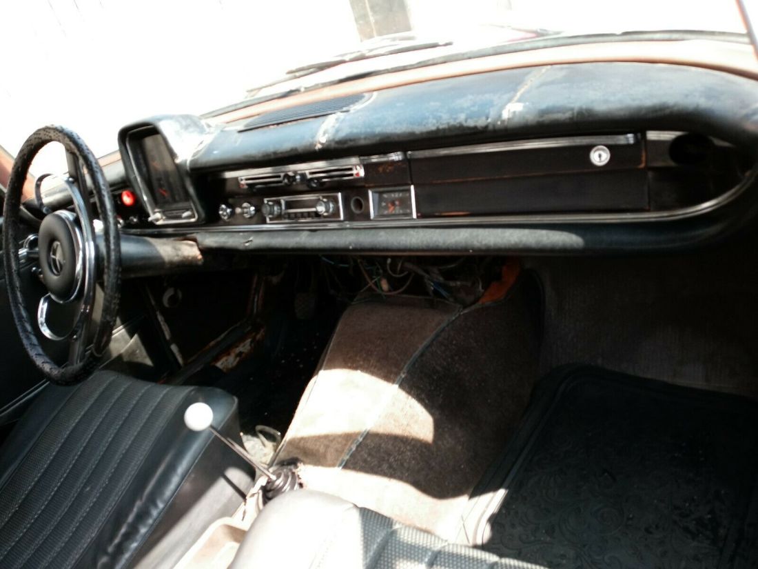 1967 Mercedes-Benz 200-Series CLEAN TITLE/ ALL ORIGINAL - photo 13