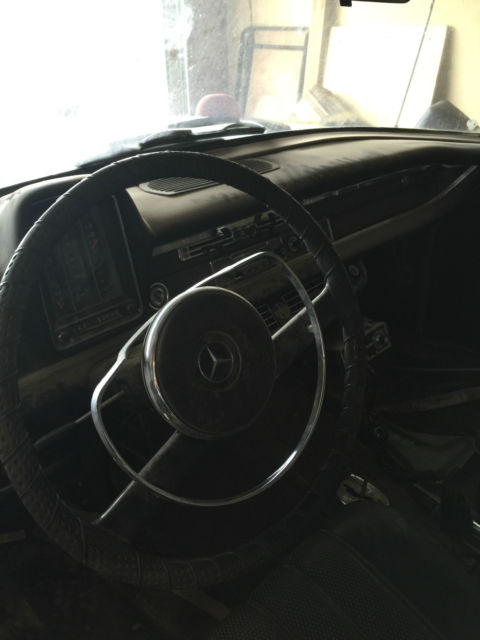 1967 Mercedes-Benz 230 w110 - photo 5