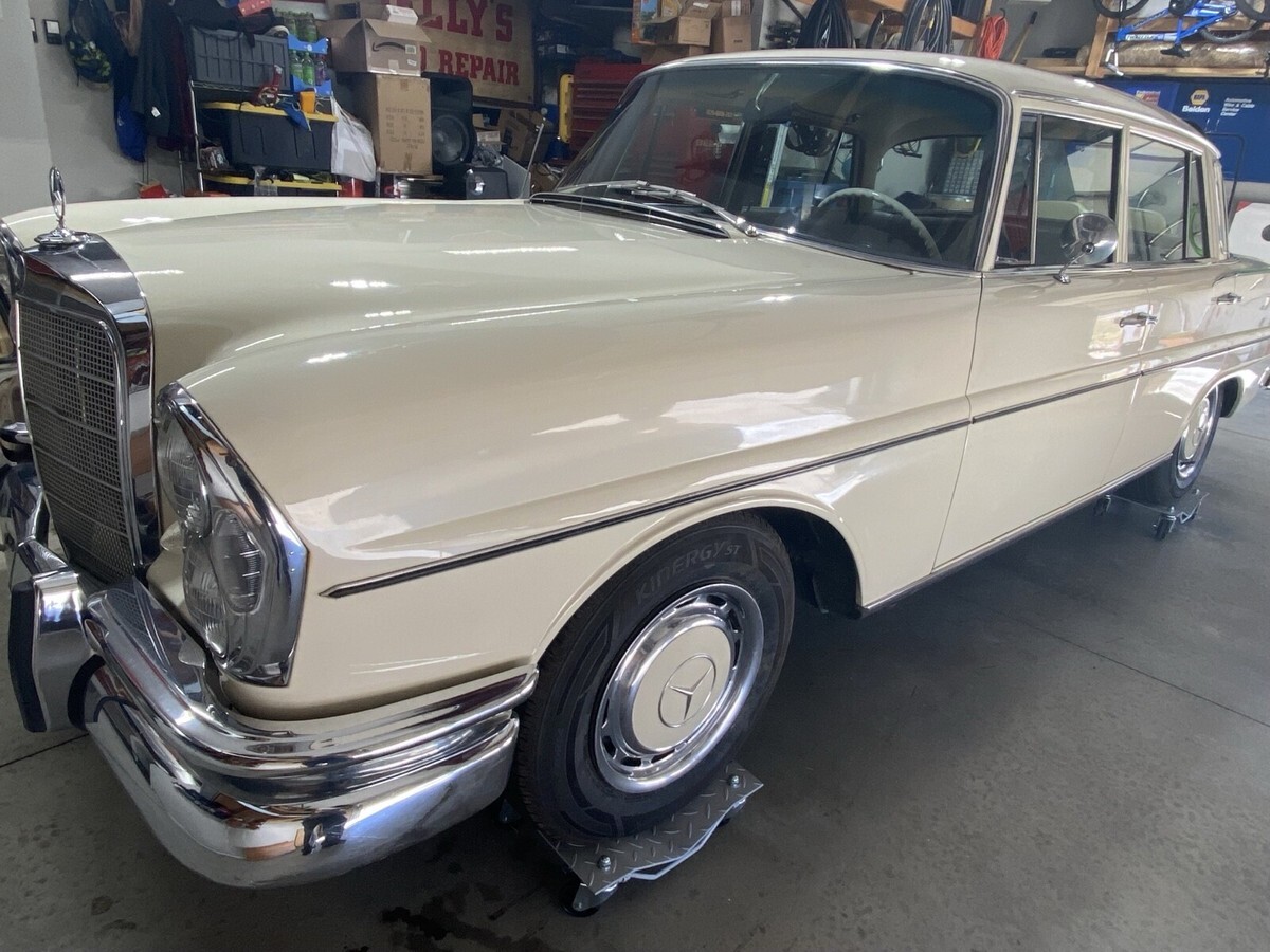 1967 Mercedes-Benz 230S - photo 3